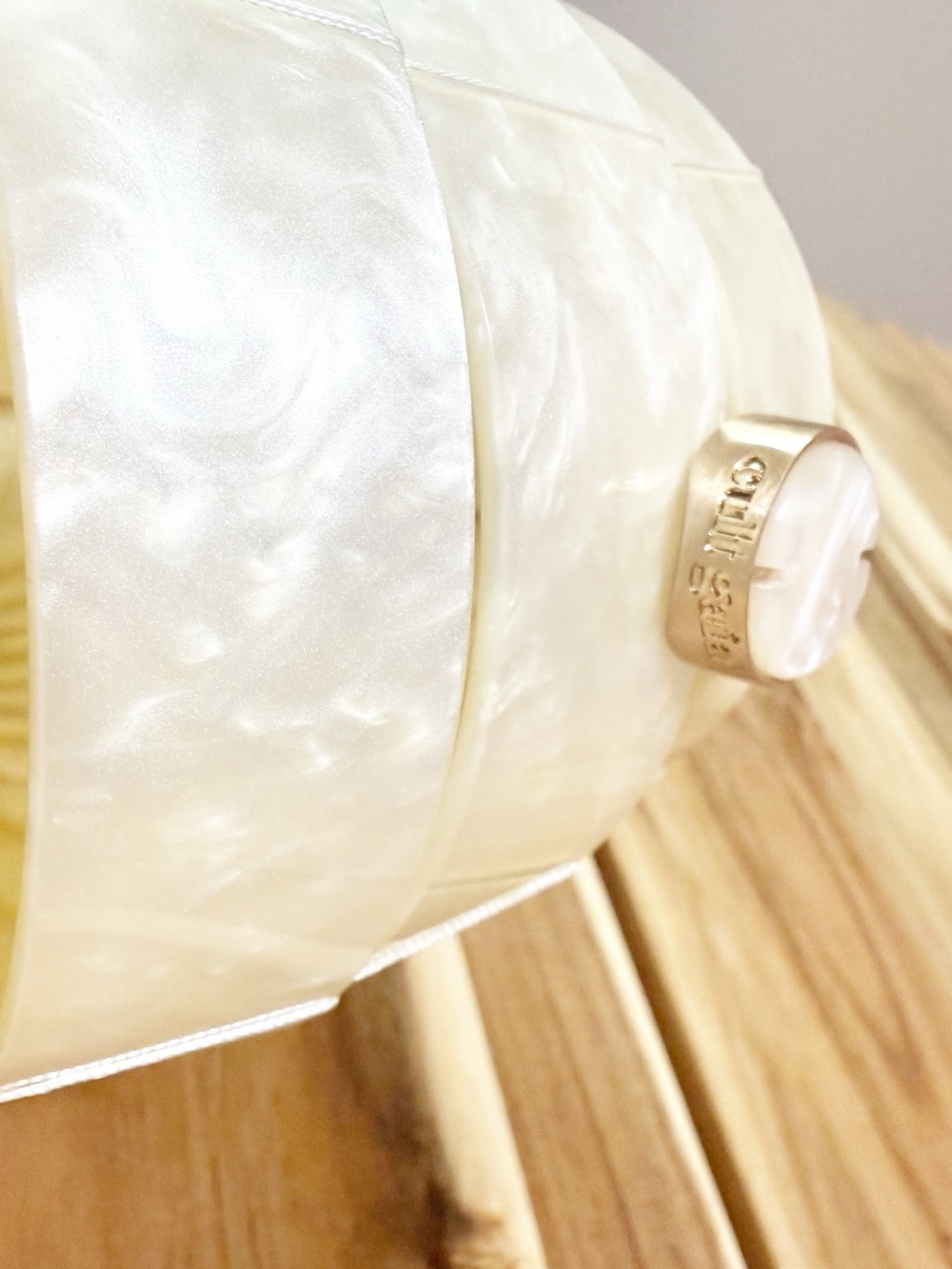 Cult Gaia Sirena Shell Acrylic Rounded Seashell Clutch in Ivory $398 MSRP - Picture 11 of 13